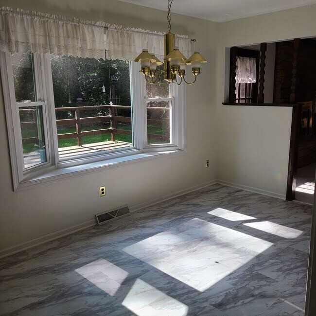 Building Photo - New Kent offers your new home