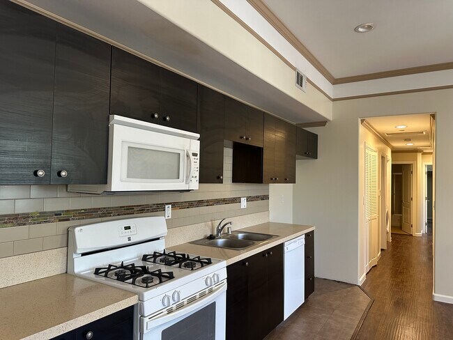 Foto del edificio - 14352 Tiara St