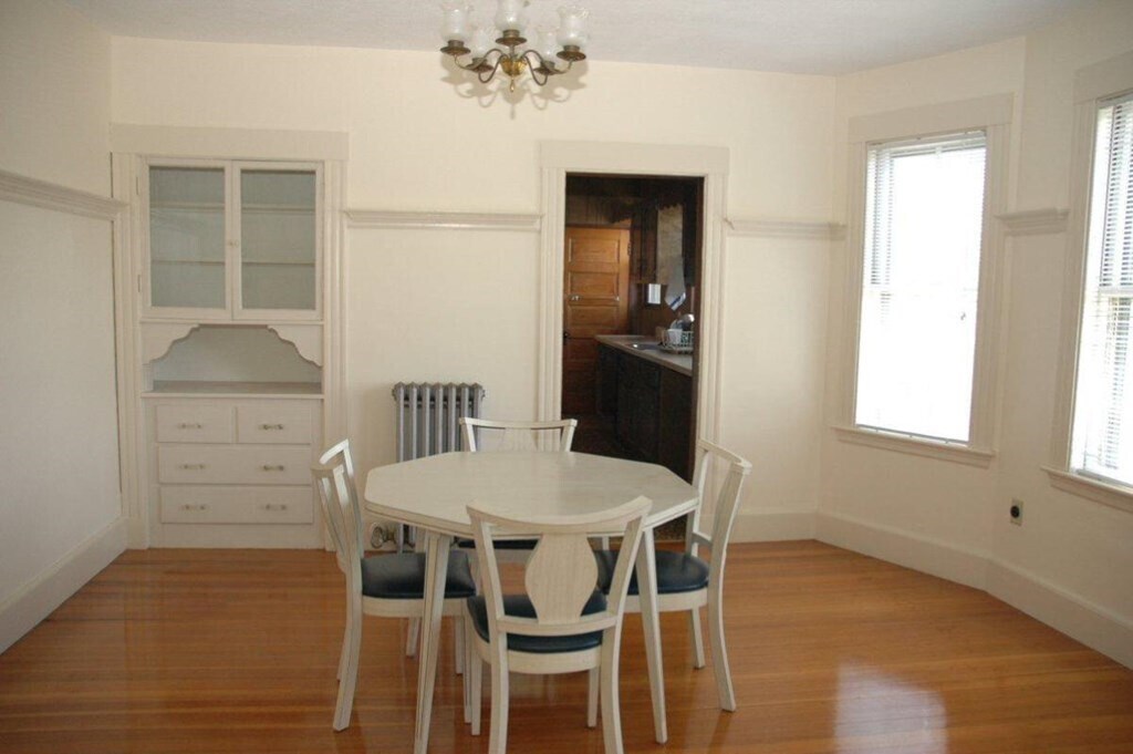 7 Davis Rd Unit 1, Belmont, MA 02478 Apartment for Rent in Belmont