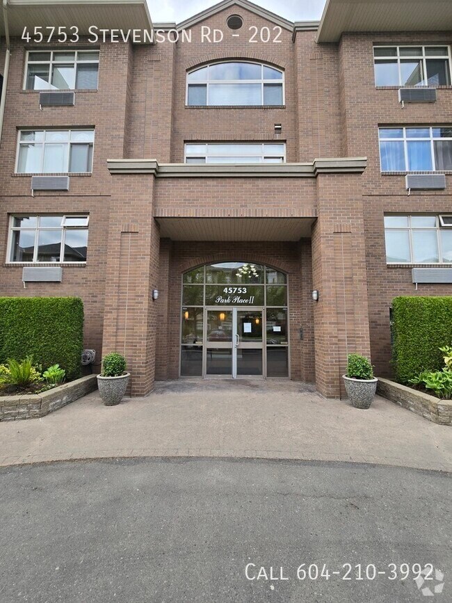 Building Photo - 45753 Stevenson Rd
