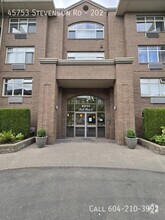 Building Photo - 45753 Stevenson Rd