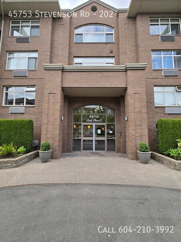 Photo principale - Centrally Located Condo in Sardis
