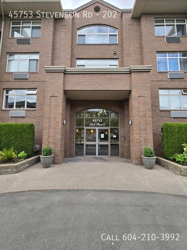 Building Photo - 45753 Stevenson Rd