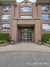 Building Photo - 45753 Stevenson Rd