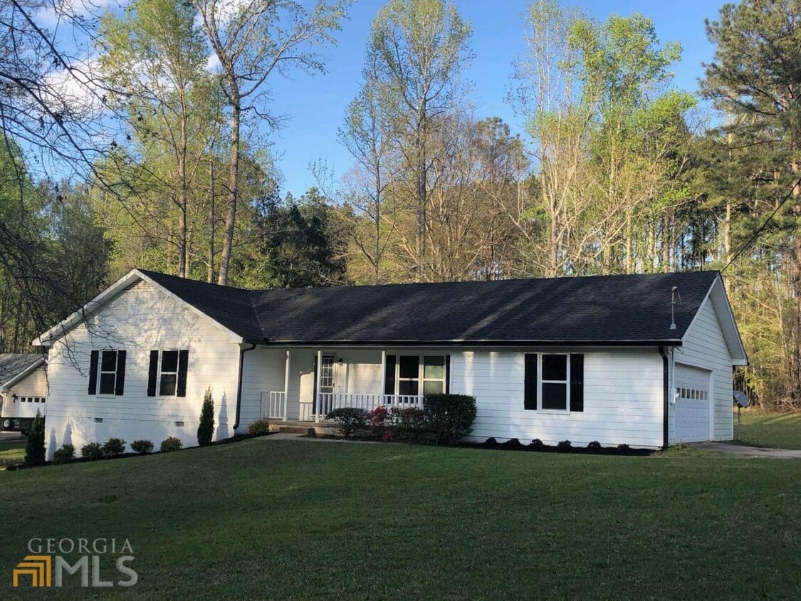 170 Grandchester Way, Fayetteville, GA 30215 House Rental in Fayetteville, GA