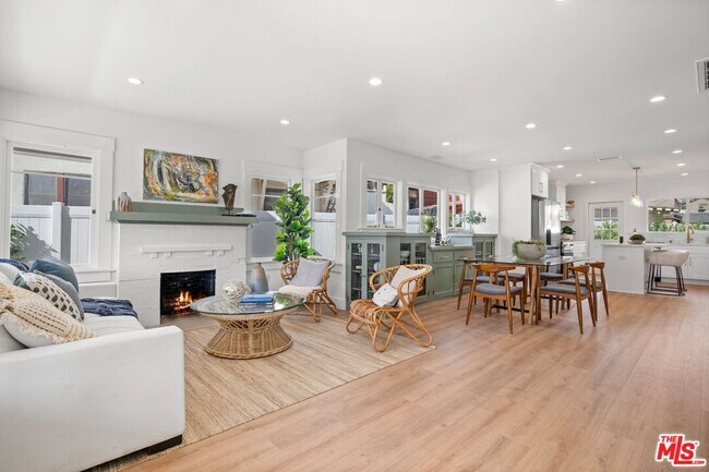 Foto del edificio - 2616 Abbot Kinney Blvd