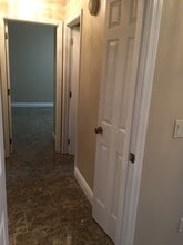 Building Photo - 102 Vista Verdi Cir