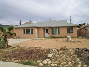 Building Photo - 319 E Church Ave