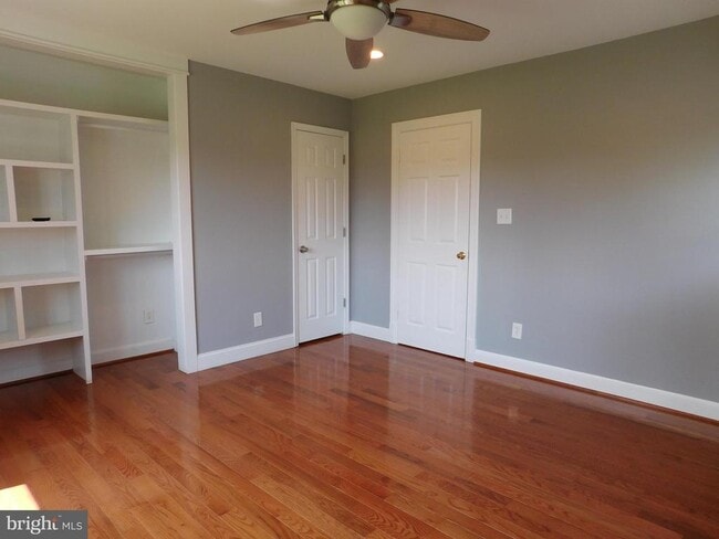 Foto del edificio - 43160 Evans Pond Rd