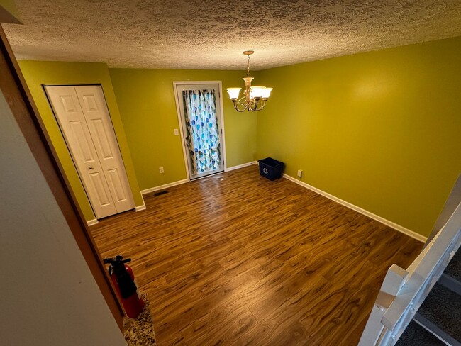 Foto del edificio - 3226 Split Oak Ct