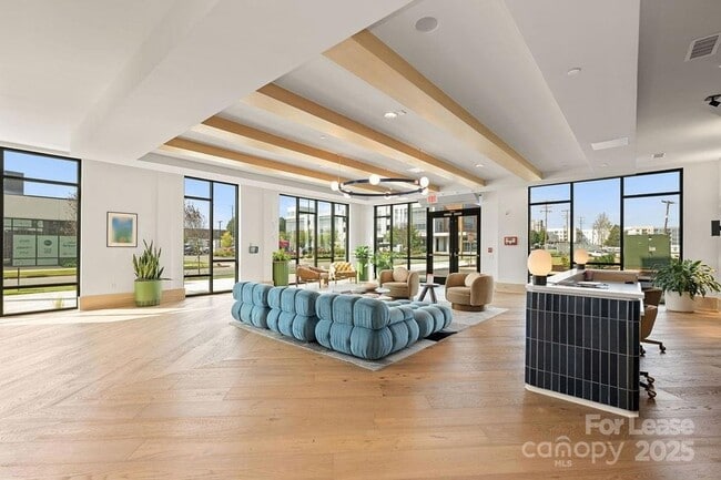 Foto del edificio - 4101 Raleigh St