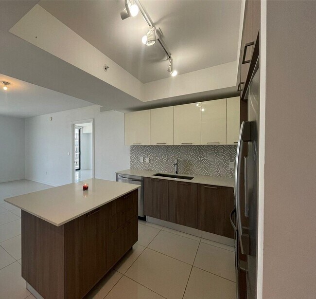 Foto del edificio - 5168 NW 84th Ave