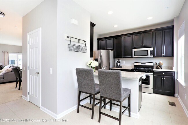 Foto del edificio - 137 Beacon Ln