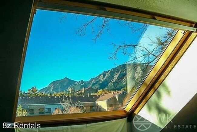 Foto del edificio - 1 br, 1 bath House - 1825 Marine St  #11