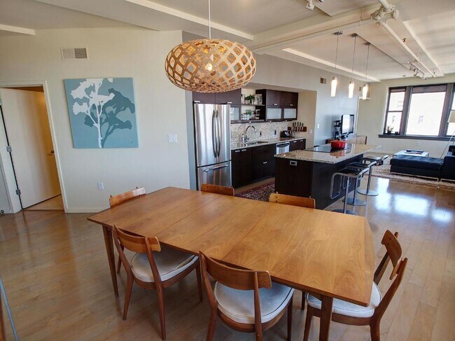Foto del edificio - 915 Olive St