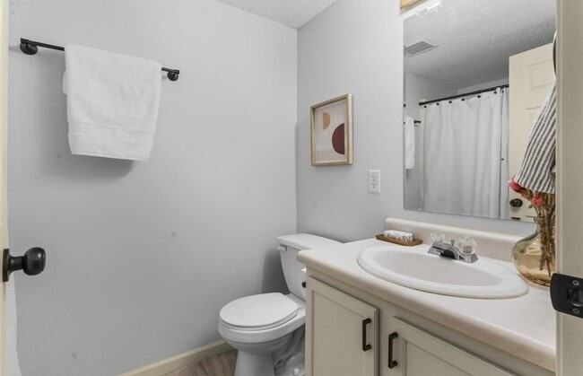 Building Photo - 2352 Catskill Ct