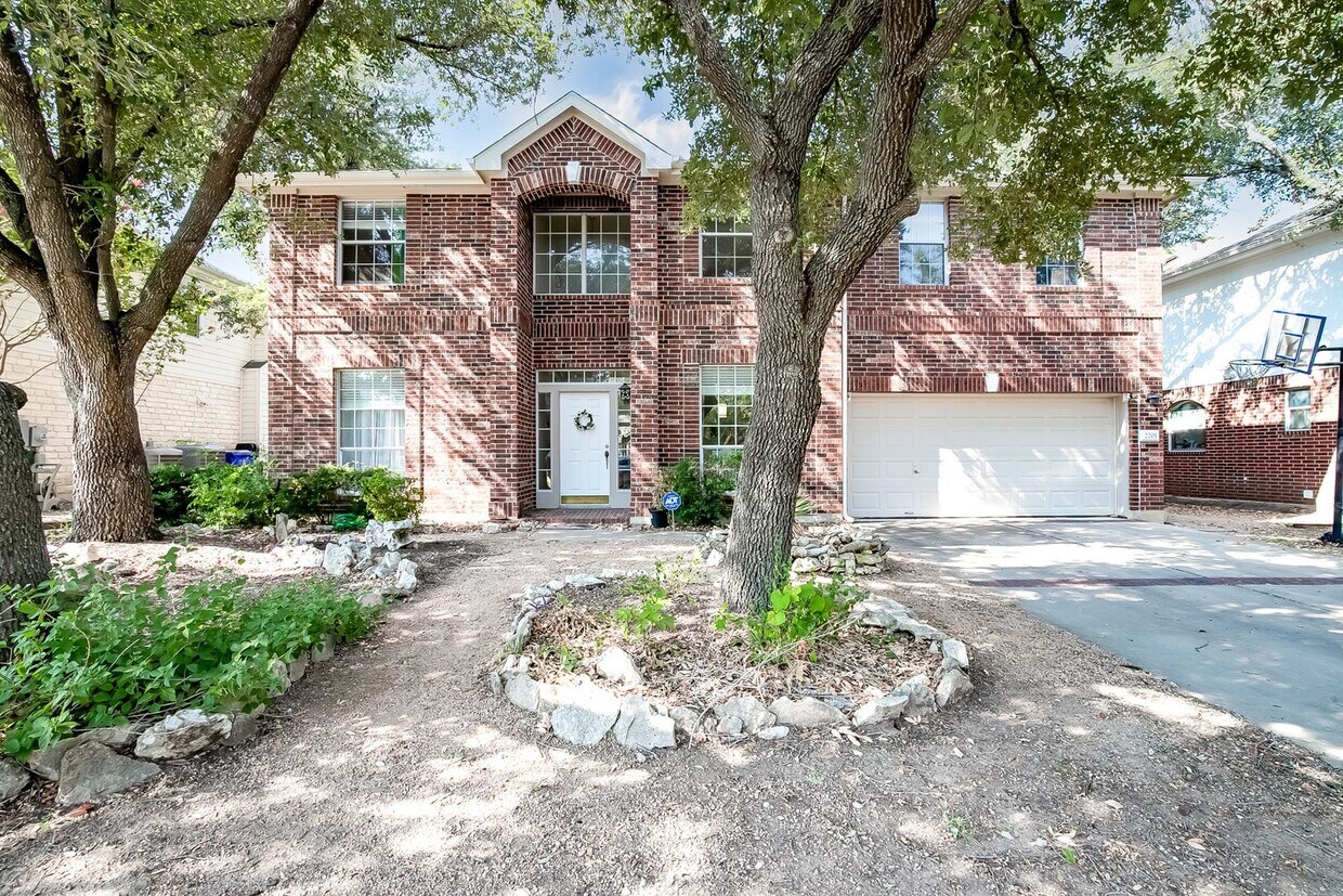 Primary Photo - Lovely Home in Cedar Park