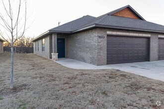 Building Photo - 1754 Eighty-Niner Ter