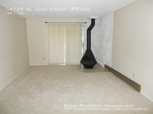 Building Photo - 14725 NE 32nd St