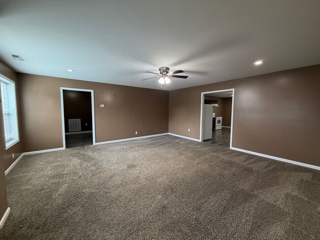 Foto del edificio - 1037 Carson Rd SE
