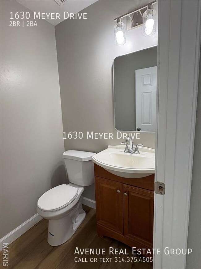 Building Photo - 1630 Meyer Dr