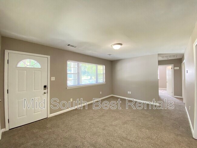 Foto del edificio - 7502 Lancaster Rd