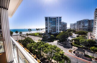 Building Photo - 1810 Avenida Del Mundo