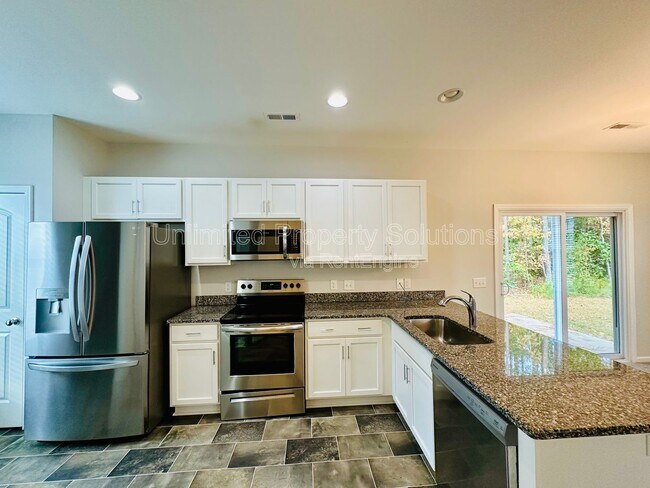 Foto del edificio - 1301 Putnam Dr