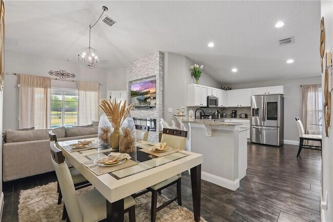 Foto del edificio - 634 Chadbury Way
