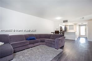 Foto del edificio - 8411 Lagos De Campo Blvd