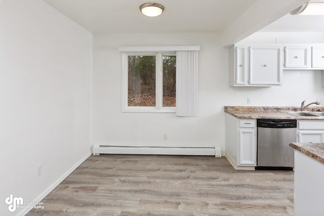Building Photo - 2041 Farmer Pl