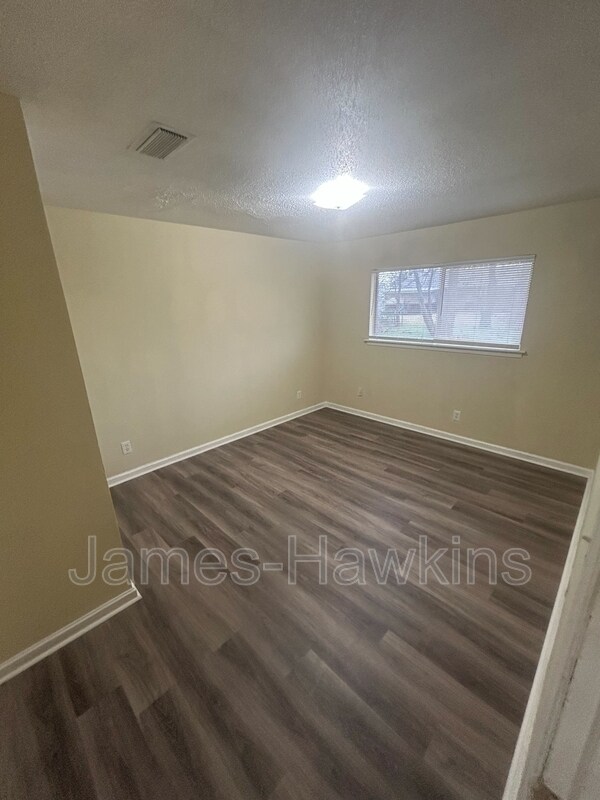 Foto del edificio - 5328 Ira Ln