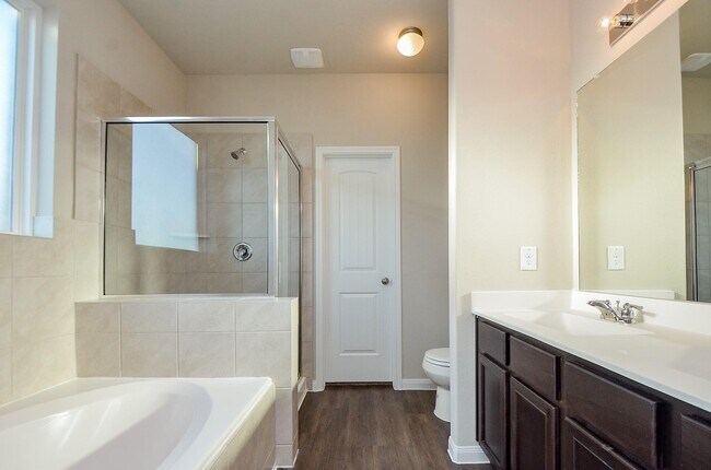 Foto del edificio - 3606 Giorgio Pastel Pl