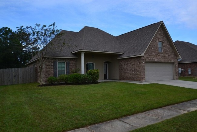 Building Photo - 5331 Knight Dr