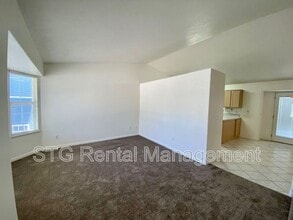 Building Photo - 2215 Chandler Dr