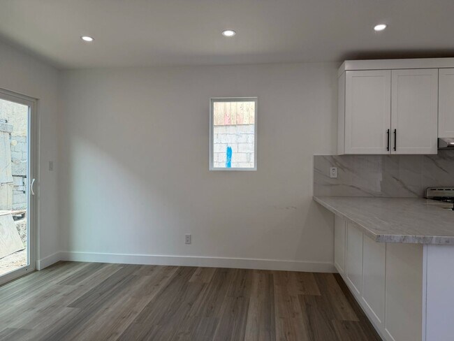 Foto del edificio - Brand New 1-Bedroom Unit Built in 2026 – Utilities Included
