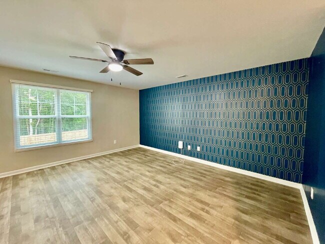 Foto del edificio - 3-Bedroom Retreat With 2.5 Baths In Fayett...