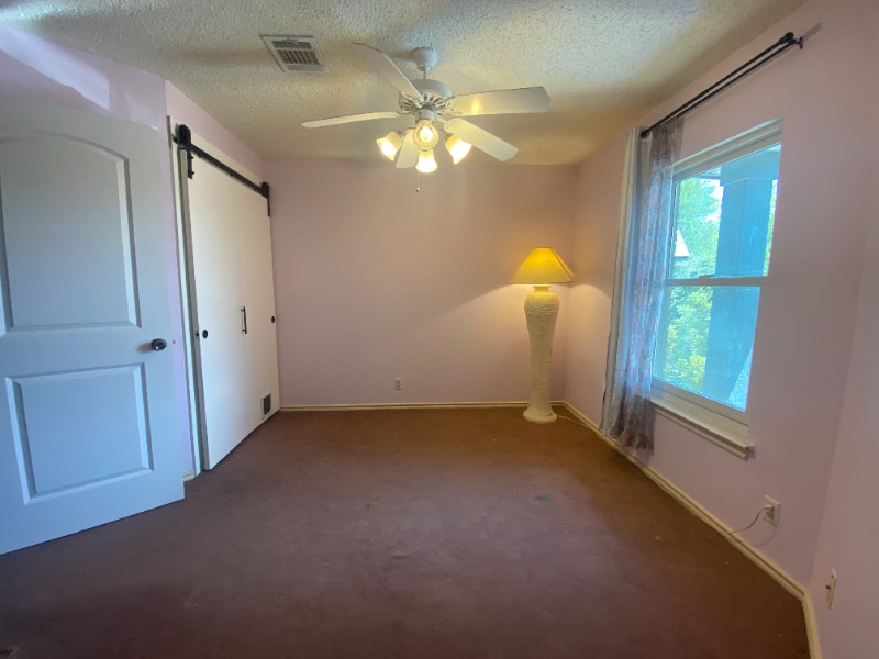 Primary Photo - 7742 Claridge