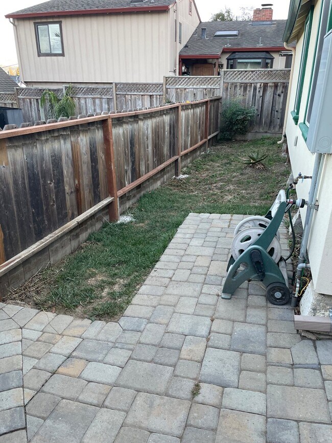 2561 Stanton Hill Rd, Castro Valley, CA 94546 House Rental in Castro