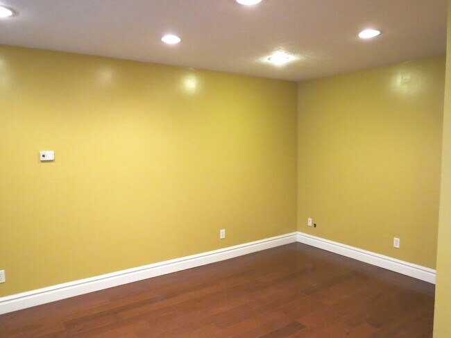 Sala de estar - 73 F St E