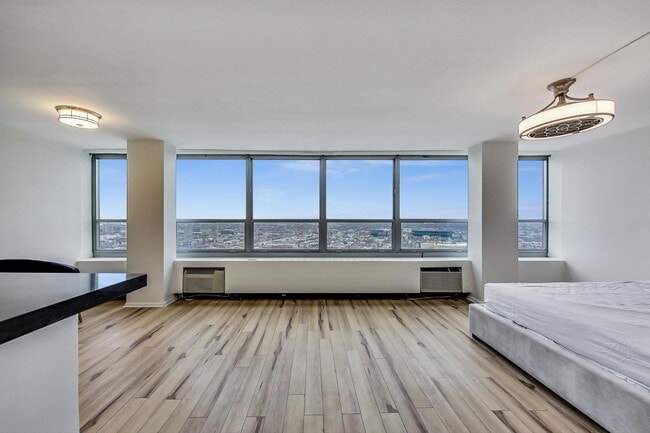 Foto del edificio - 3550 N Lake Shore Dr