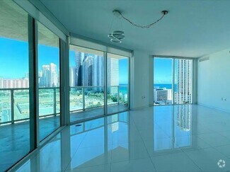 Building Photo - 200 Sunny Isles Blvd