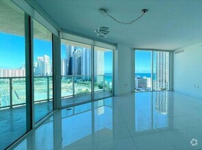 Building Photo - 200 Sunny Isles Blvd