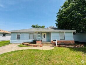 Building Photo - 1525 Caldwell Dr