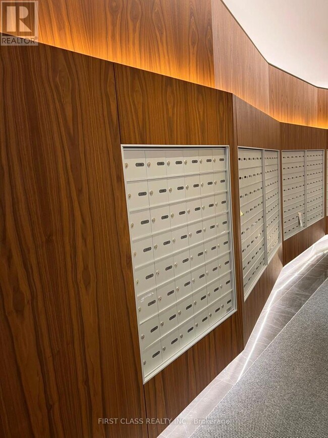 Photo du bâtiment - 19 Bathurst St