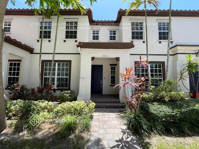 Building Photo - 16850 SW 95th St