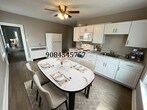 kitchen - 720 Sigsbee Ave