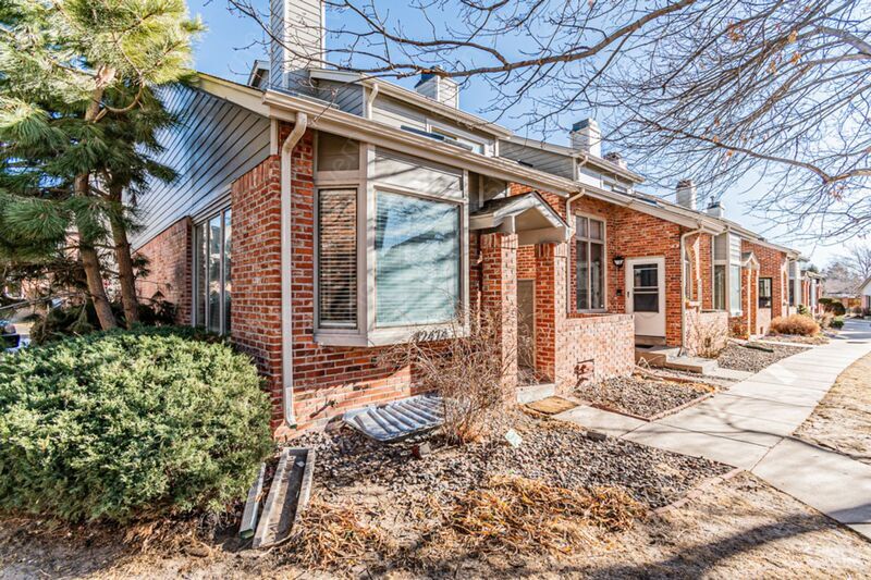 Foto principal - 4247 S Granby Ct