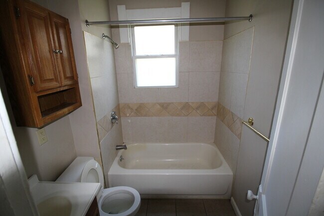 Foto del edificio - 3 Bedroom Duplex