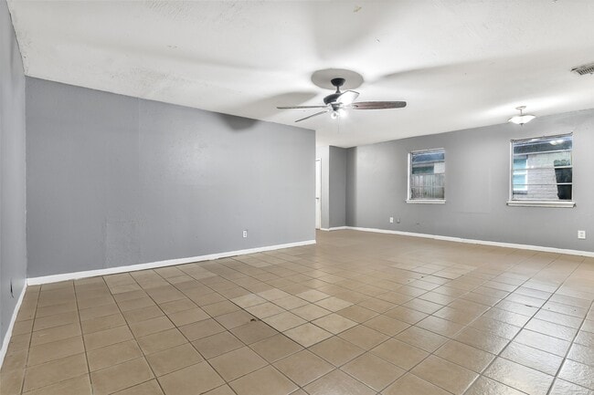 Building Photo - 3231 Scotch Moss Ln